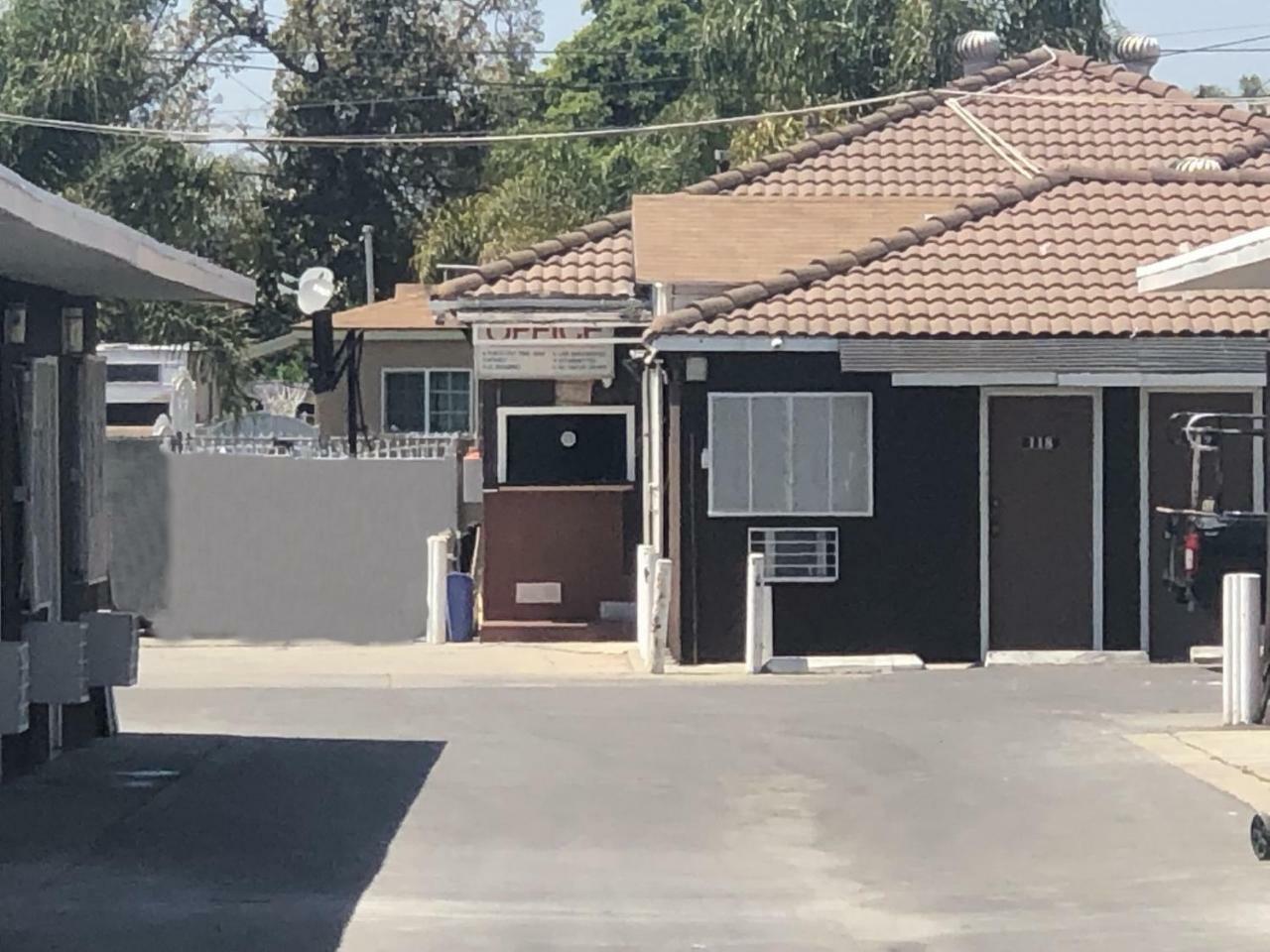 Mi Casa Motel Lynwood Luaran gambar